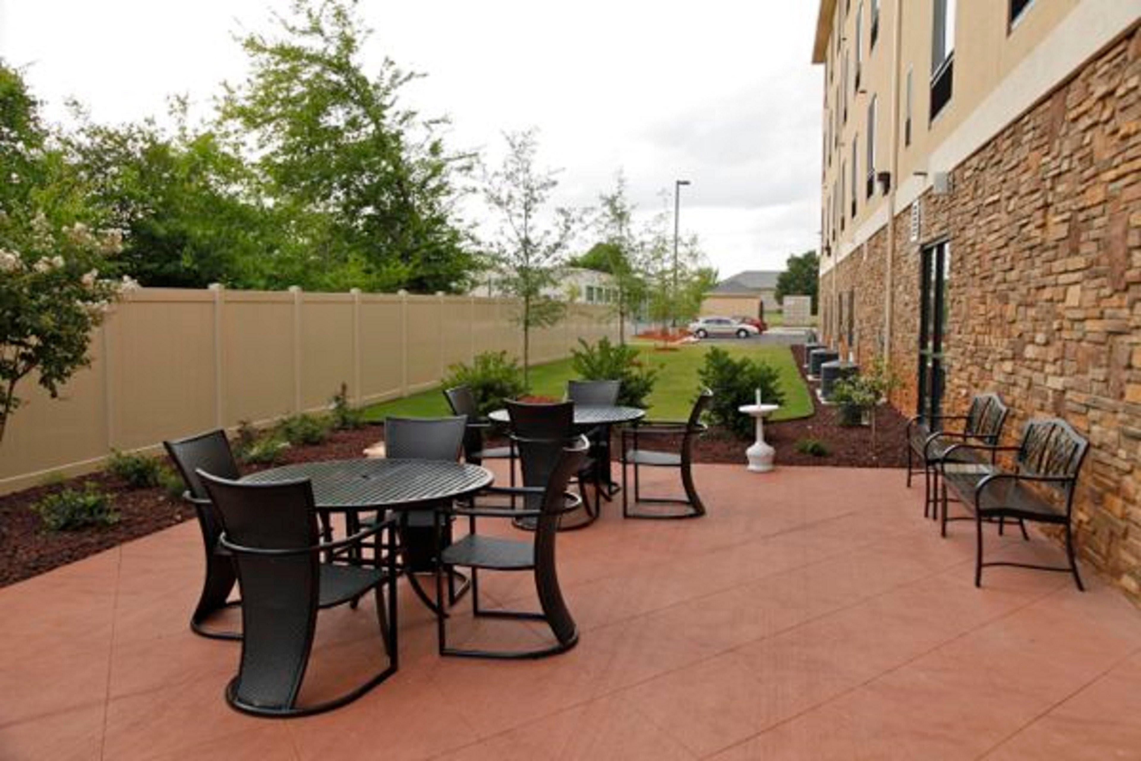 Holiday Inn Express & Suites - Huntsville Airport By Ihg Madison Exterior photo